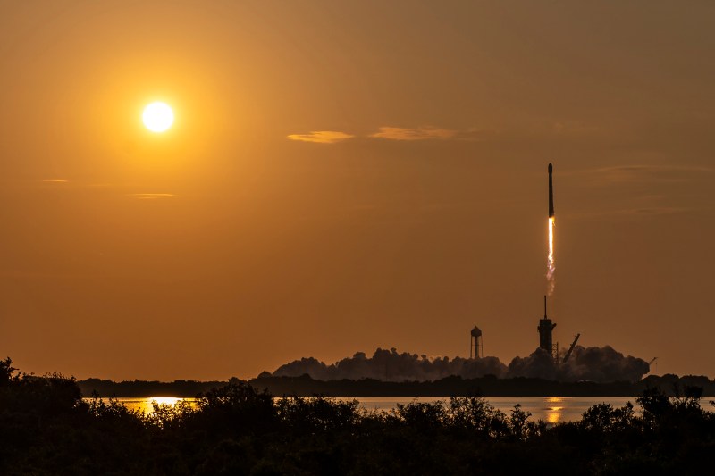 Falcon 9, Starlink 4-18, Starlink