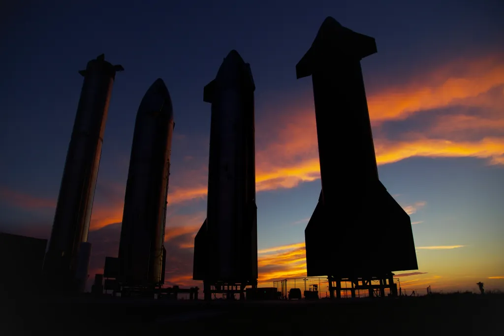 rocket garden, starbase, spacex, orbital flight test 