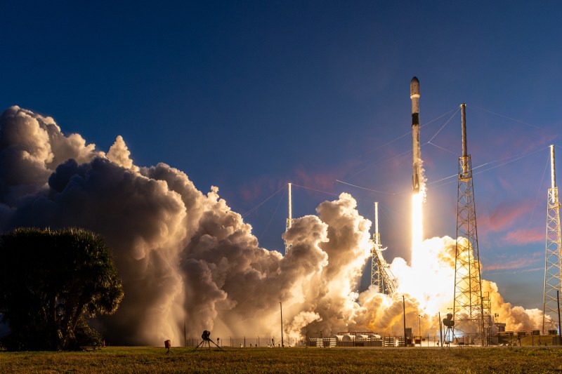 Falcon 9, rocket, launch vehicle, liftoff