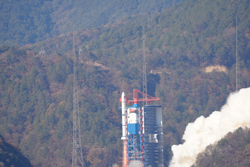 Long March 2C, Einstein Probe, liftoff