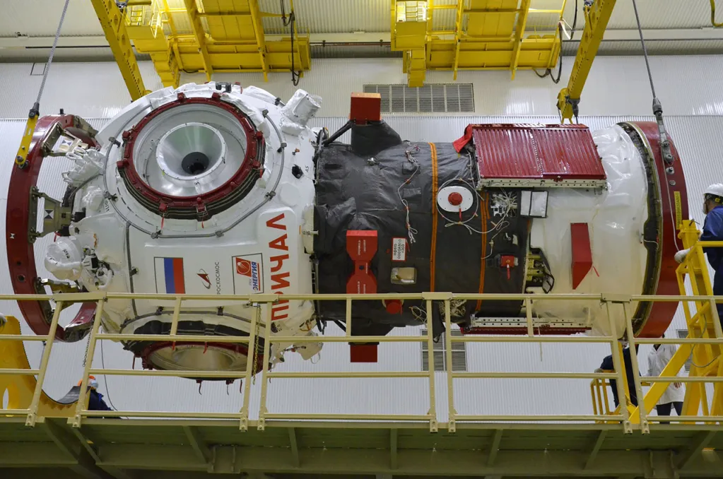 Uzlovoy Module (UM) "Prichal" and Progress M-UM spacecraft