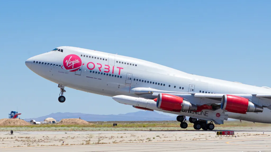 Cosmic Girl, taking off with LauncherOne,Launch Demo, May 2020 (Credit: Virgin Orbit / Pauline Acalin)